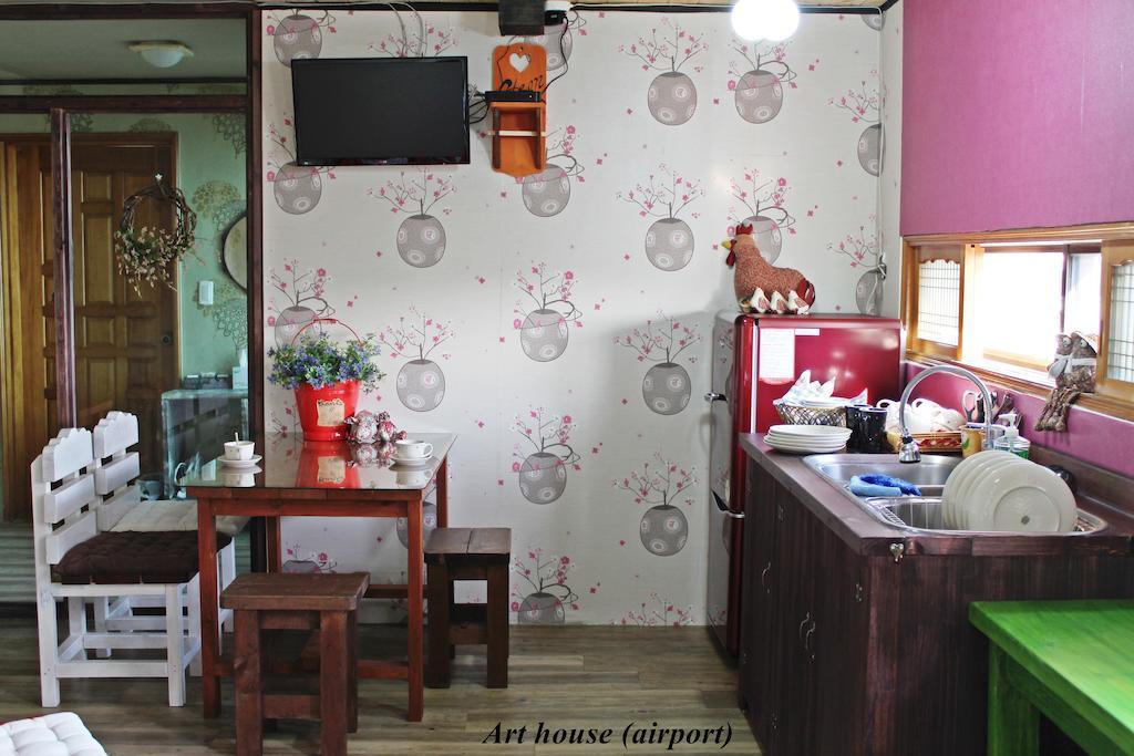 Jeju Airport Mira Guesthouse Esterno foto
