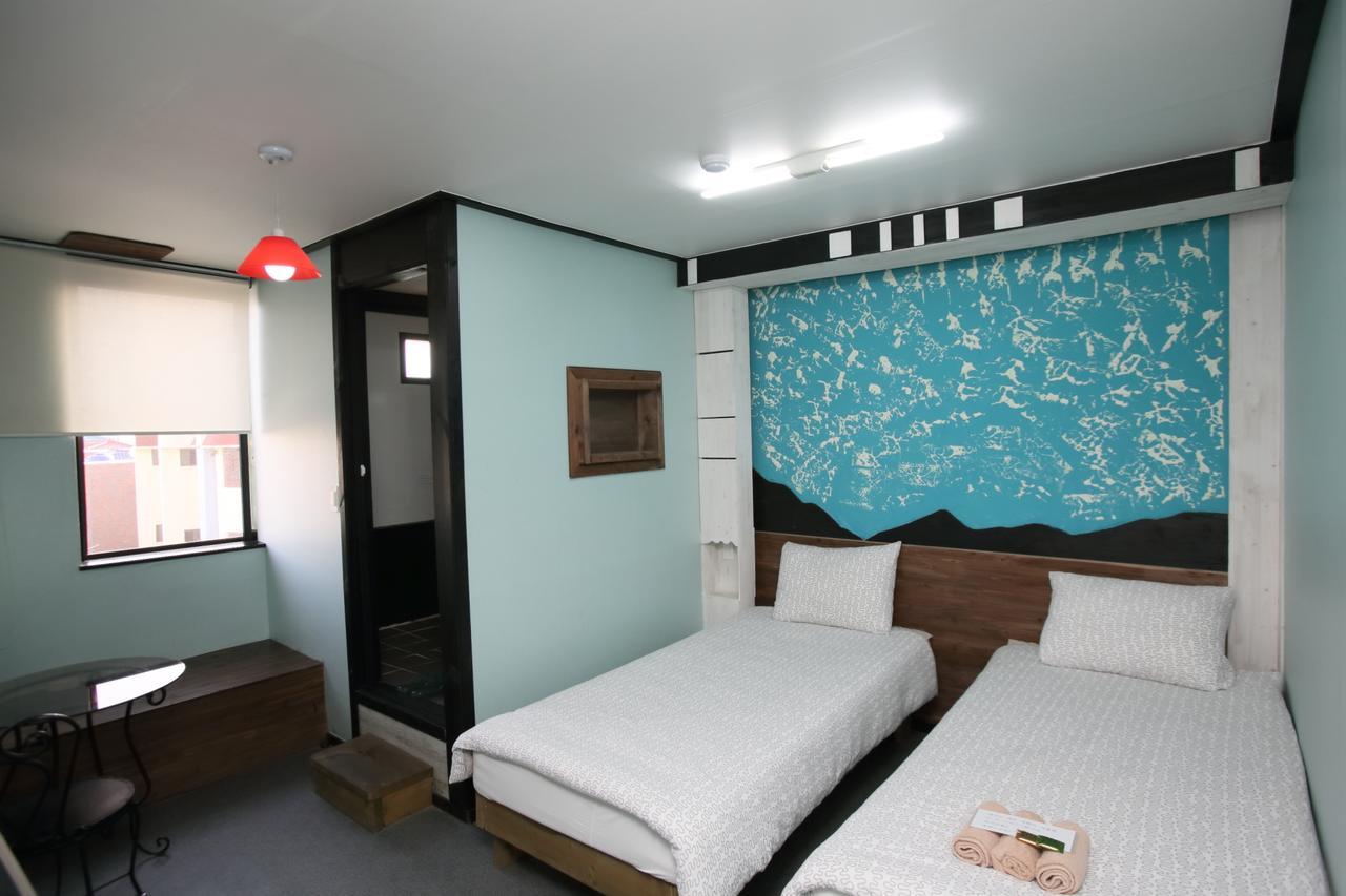 Jeju Airport Mira Guesthouse Esterno foto